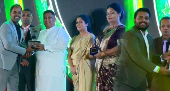 News 1st & Sirasa TV shine at Pinnacle Awards